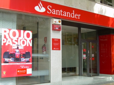 La acción del Banco Santander al 25 de abril de 2012: Un día más para la vendida del gordo.